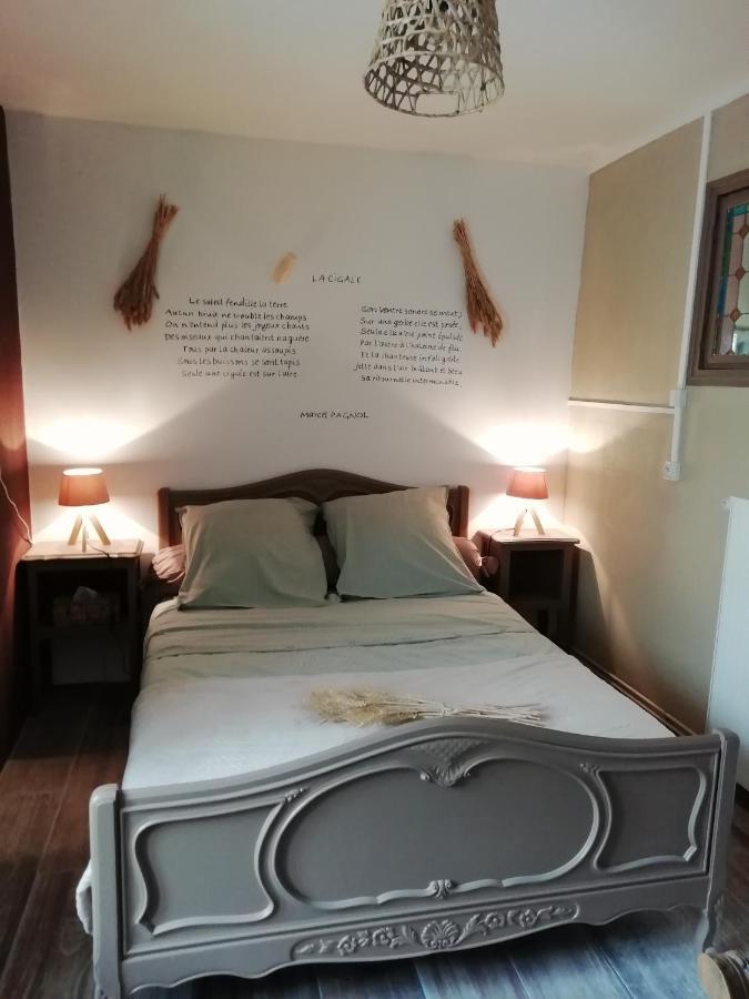 Les Bories En Champagne Villa Montlevon Екстериор снимка
